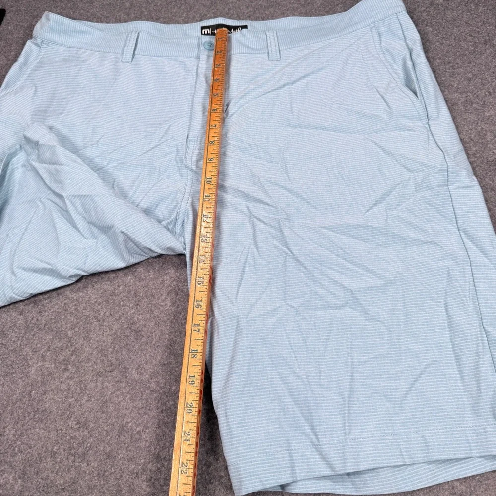 TravisMathew Beck Golf Shorts Mens 42 Light Blue Micro Stripe 1MU400 Stretch
